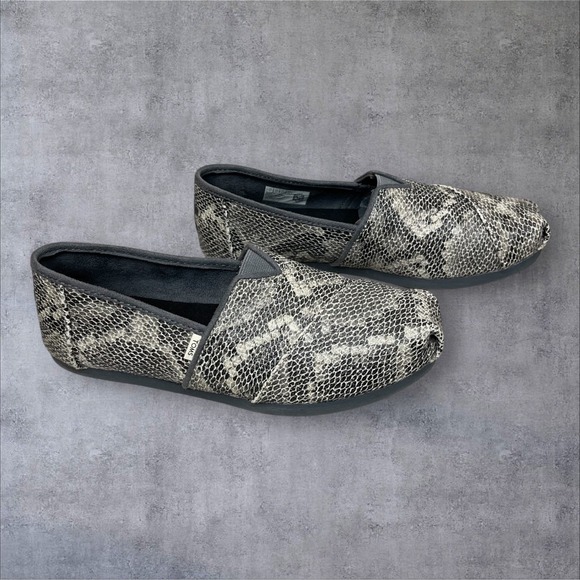 Toms Shoes - TOMS Alpargata Gray Snakeskin Print Espadrille Loafer Shoes Womens 7 Flats